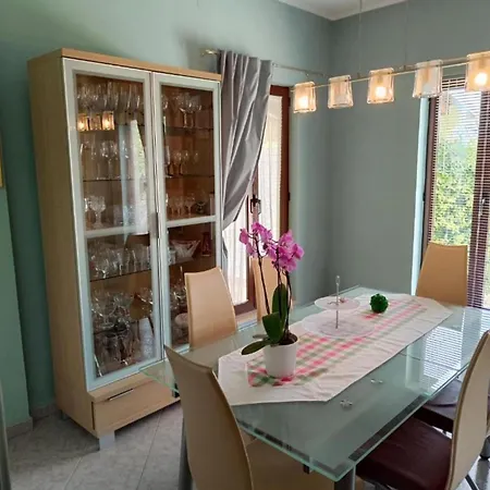 Hilda Βίλα Barban