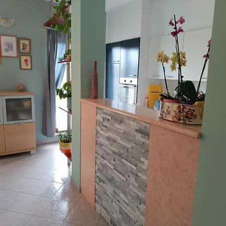 Hilda Villa